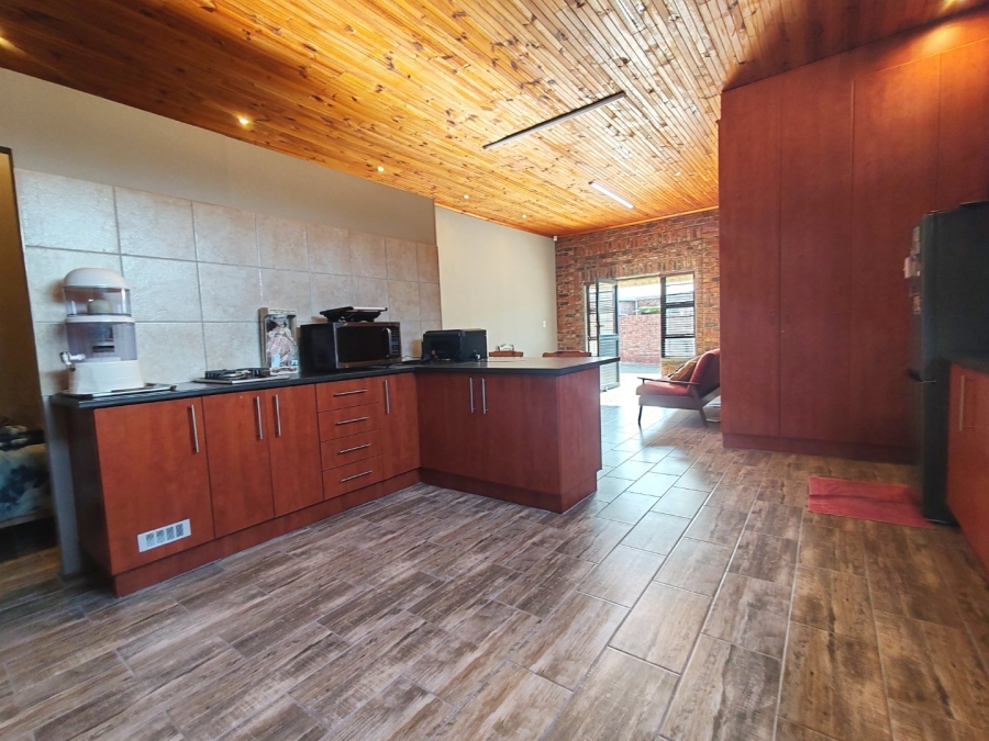  Bedroom Property for Sale in Newton Park Eastern Cape